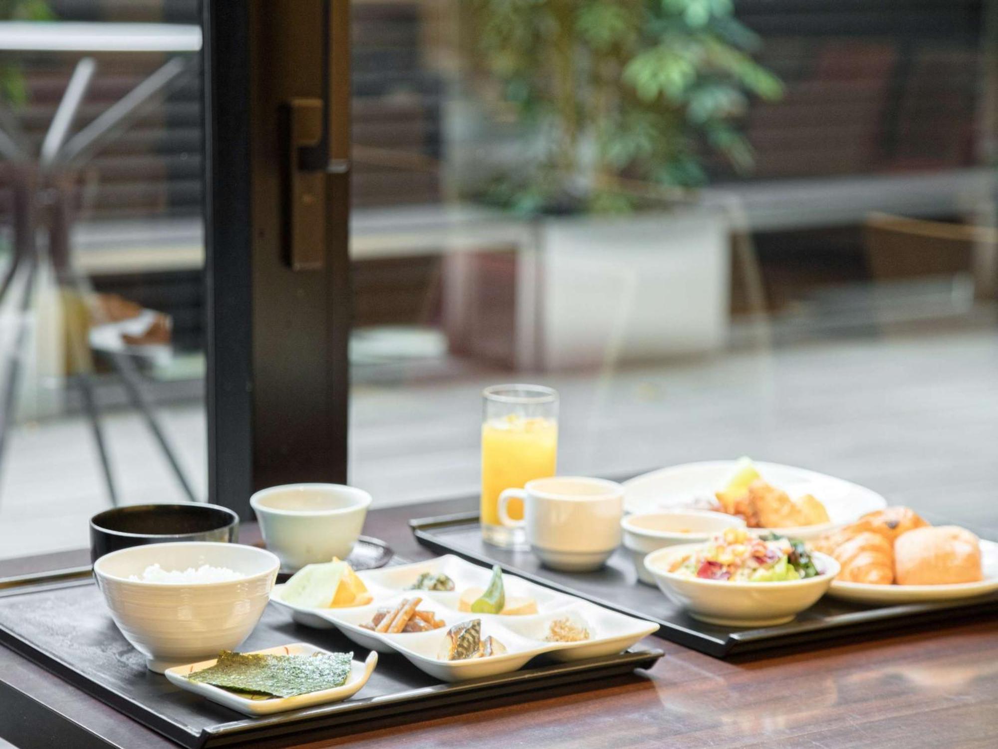 Cross Wave Umeda Hotel Осака Екстериор снимка