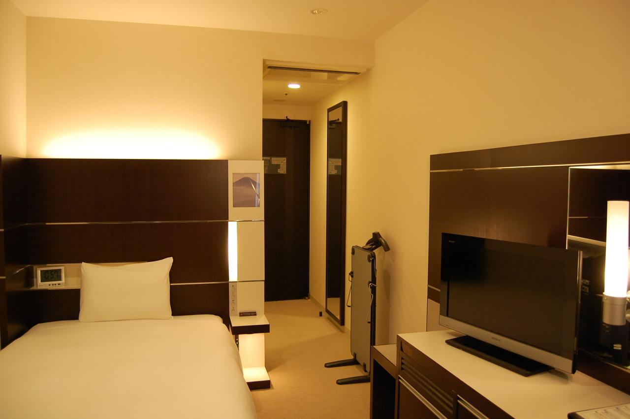 Cross Wave Umeda Hotel Осака Екстериор снимка